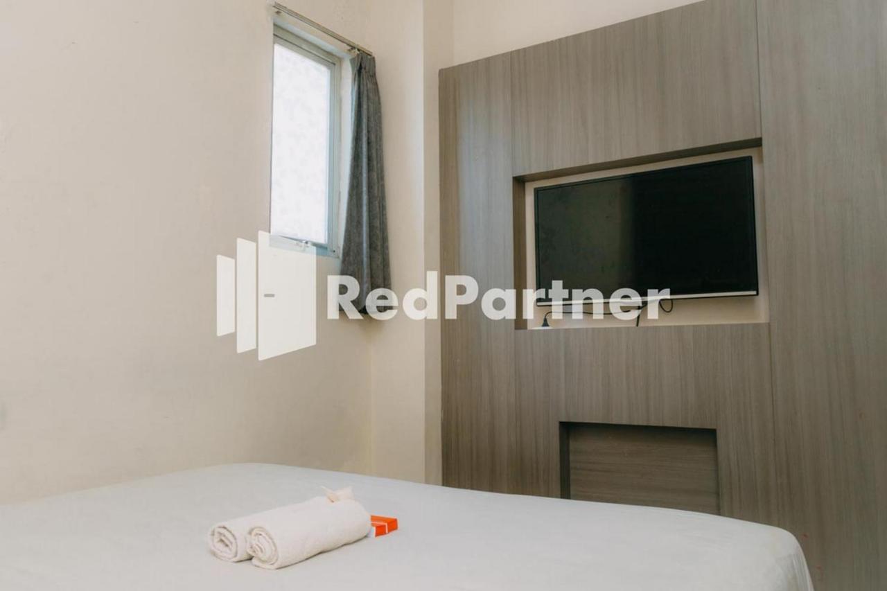 โอโย 157 วี สเตย์ เรสซิเดนซ์ Hotel สุราบายา ภายนอก รูปภาพ